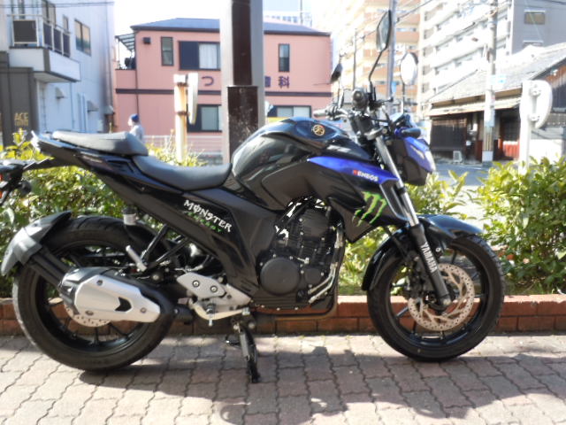 ヤマハFZ25